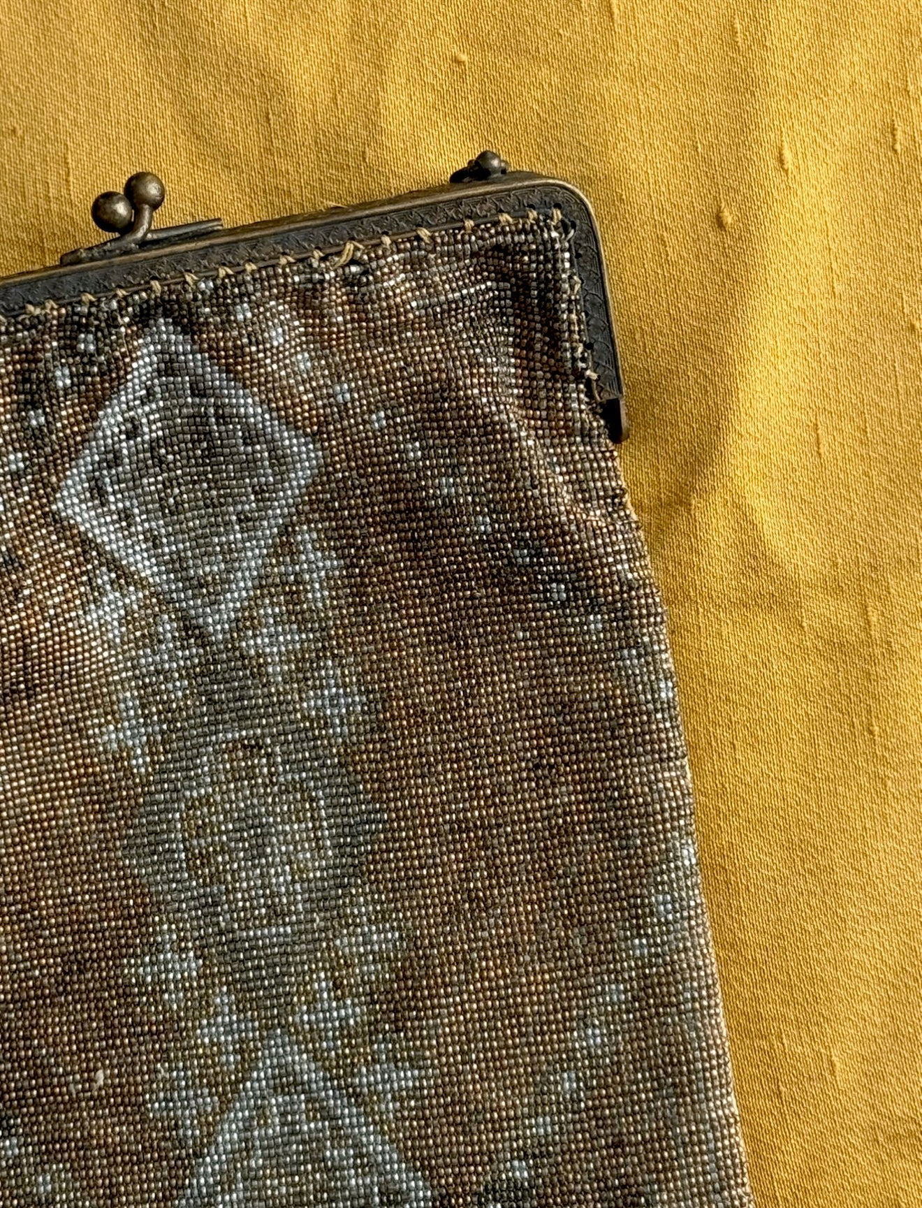 antique 1920s French art deco glass bead evening bag